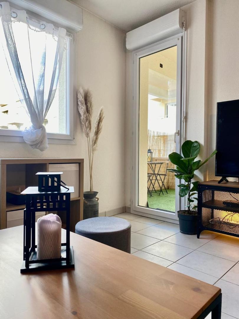 La Coquille: Bright, Cozy, 3 Min From Parc Expo *