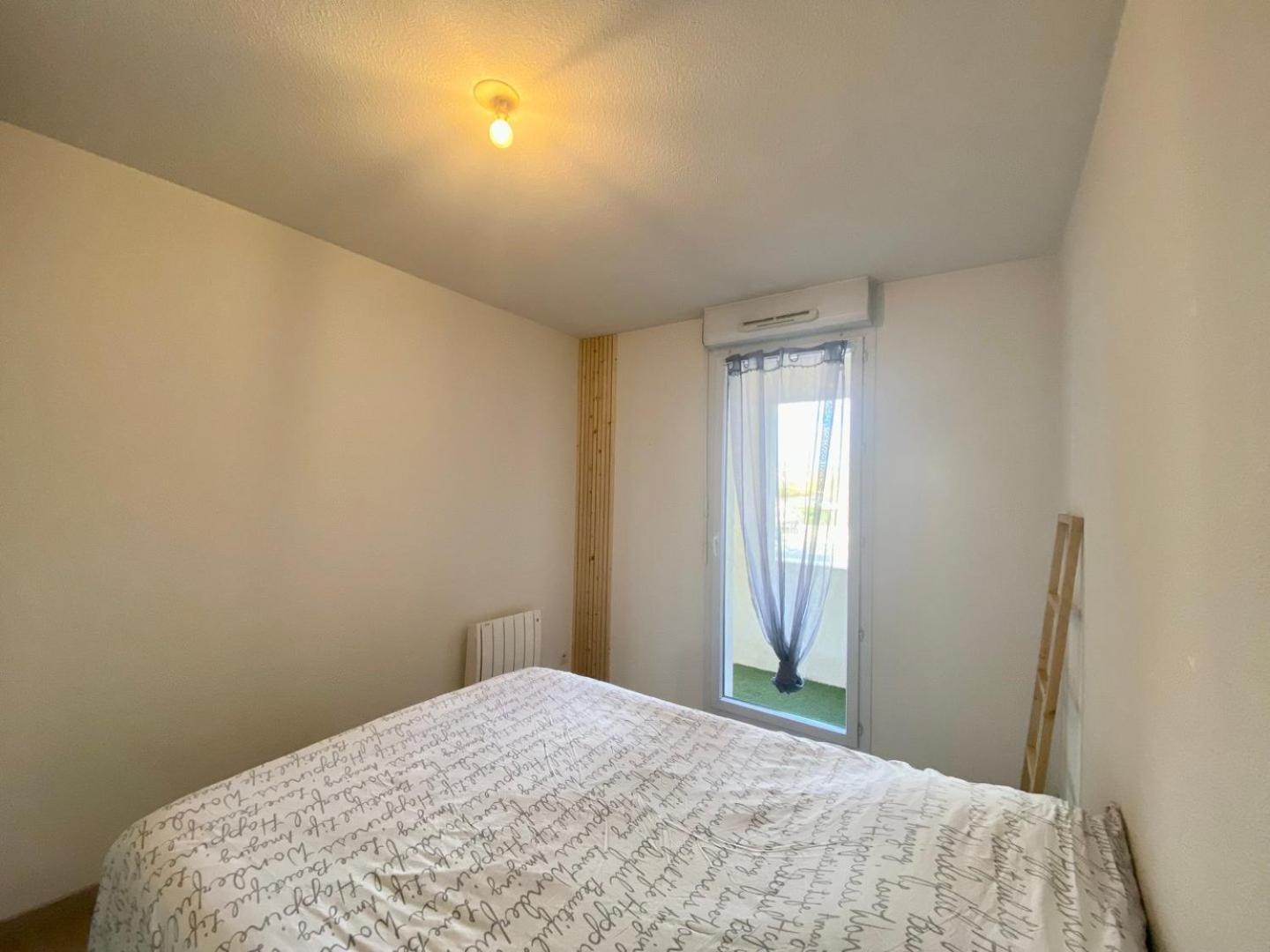 Appartement La Coquille: Bright, Cozy, 3 Min From Parc Expo Poitiers